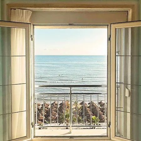Redi's Luxurious Seaside Full View * Durres