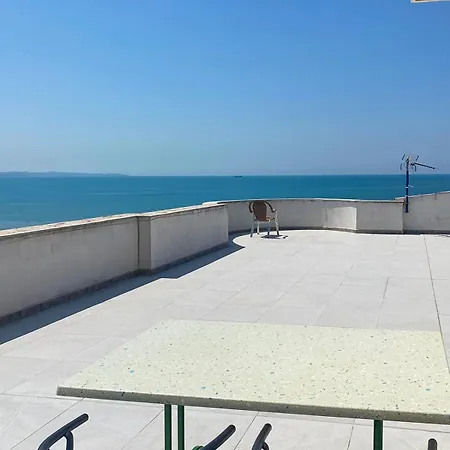 شقة Mona Seaside Full-view *